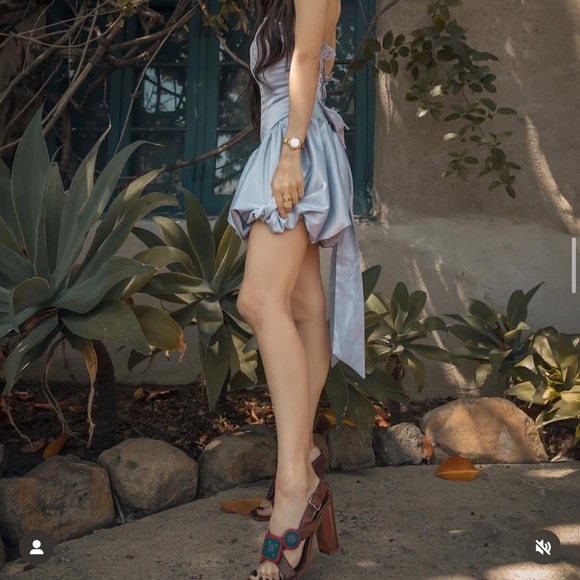 Chic Silver Mini Dress - Picture 1 of 3
